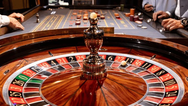 kiw77 Slot – tampilan utama halaman slot online dengan ratusan game pilihan